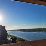 Vue Et Terrasse Panoramique Sur La Baie De Somme Saint-Valéry-sur-Somme
